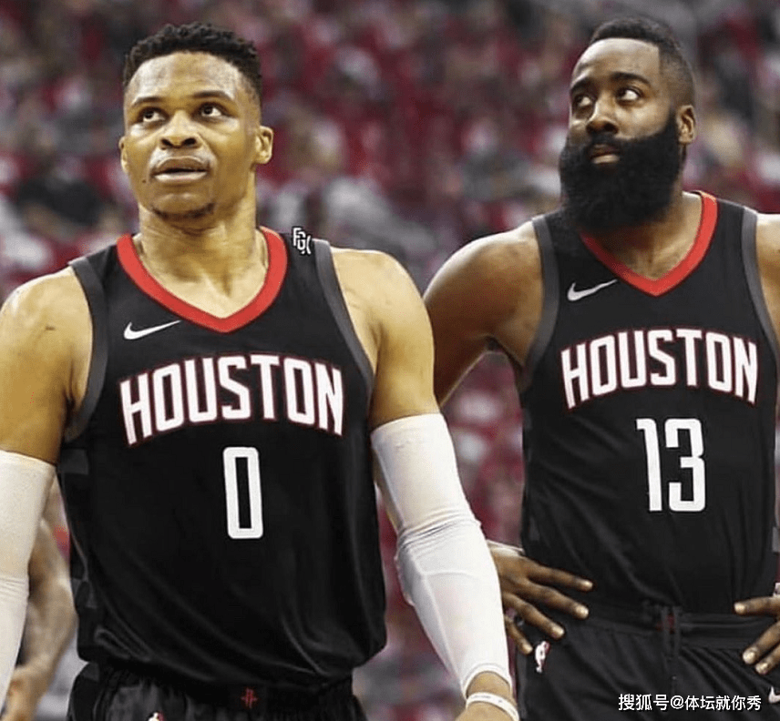 清晨突围战来临，皇家社会围绕社区盾手感冰凉，质疑声仍在，训练强度明显提升的简单介绍